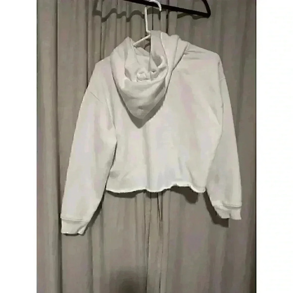 White LEVI STRAUSS & CO brand crop sweatshirt Size Small Cotton classic hoodie - Picture 6 of 10